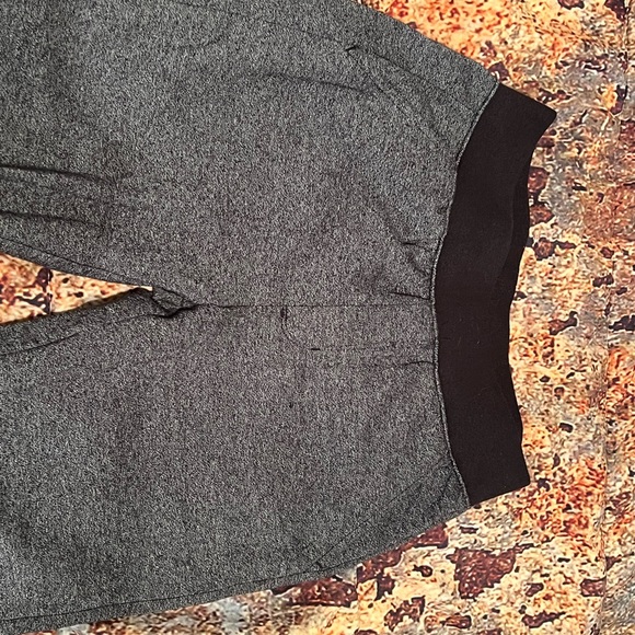 Like New! Boys Athletic Works Gray & Black Sweatpants - Picture 4 of 5